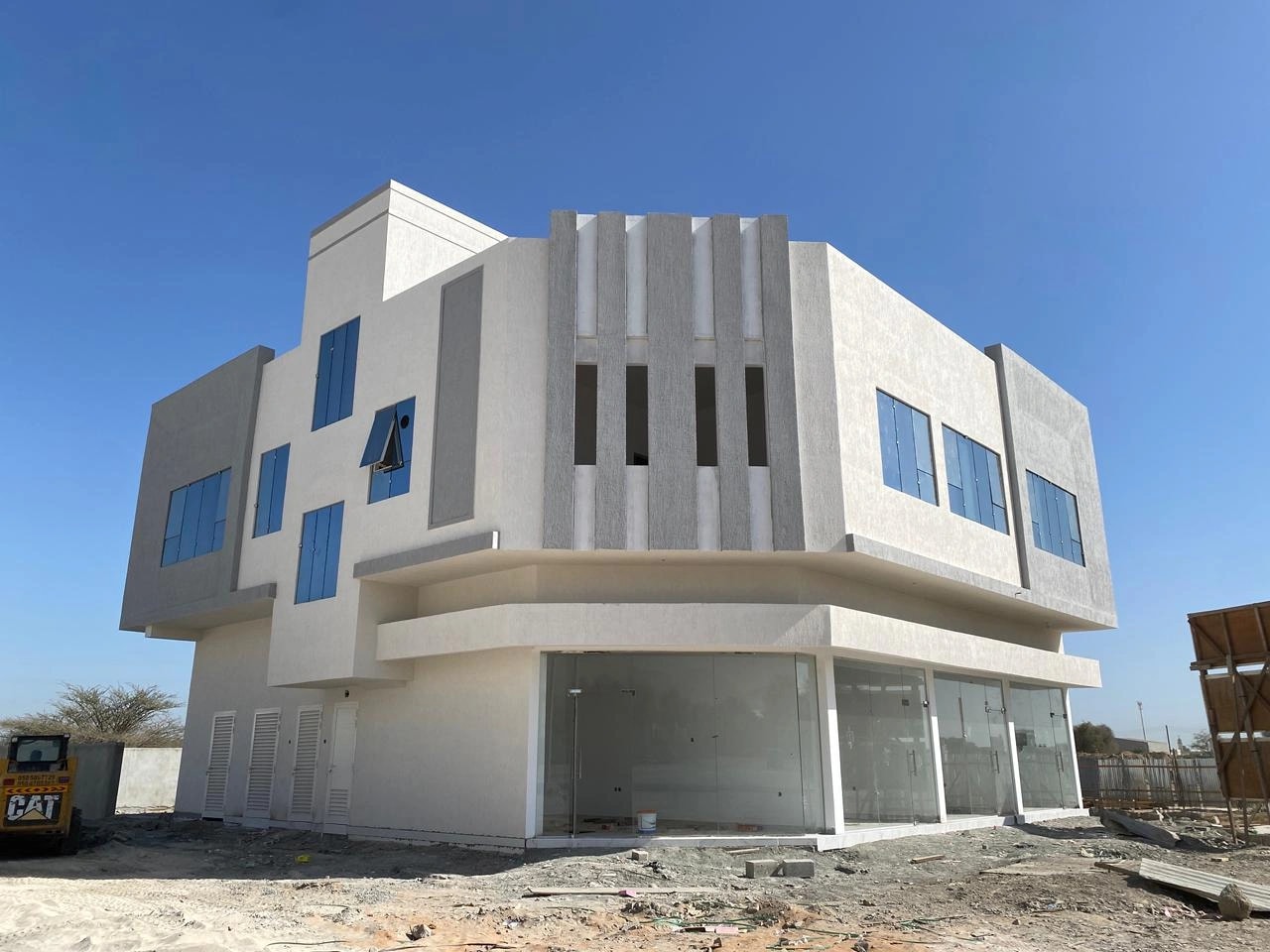 G+1, Kalba Industrial, Design